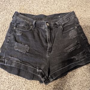 American Eagle black jean shorts size 8